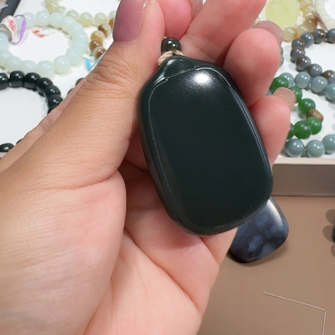 未镶嵌手链和田玉塔县 塔青