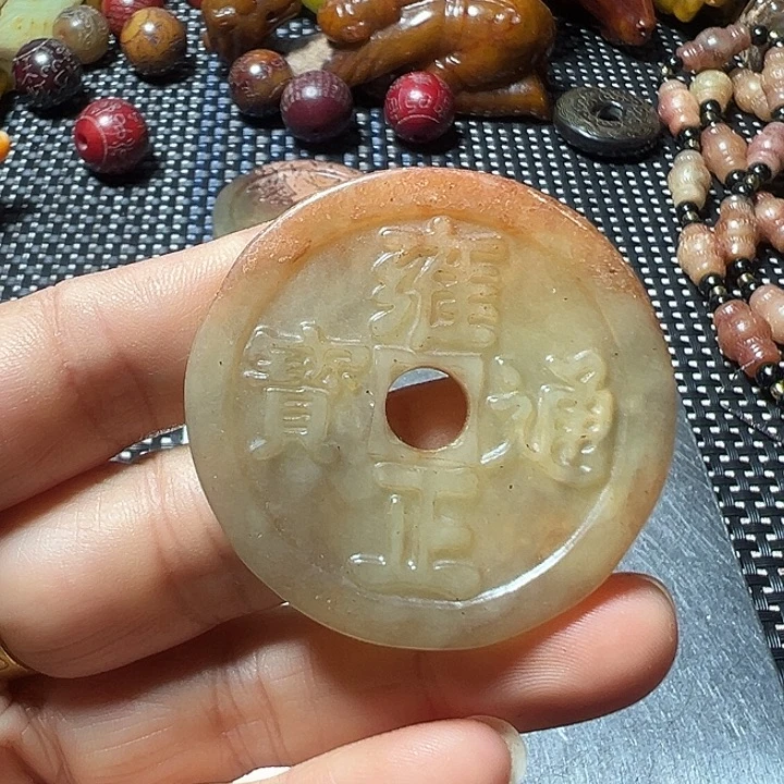 和田玉（糖玉）未镶嵌挂件