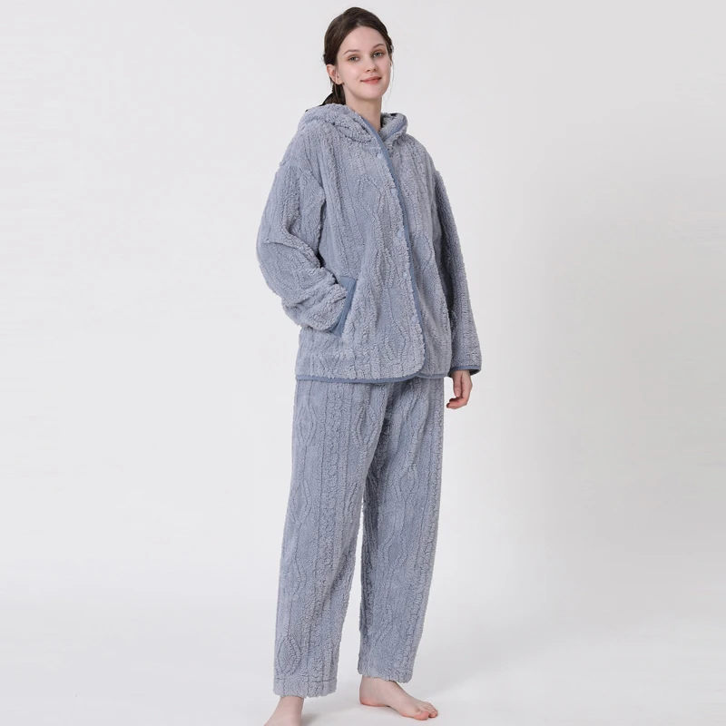 曼诺曼蒂克睡衣女款冬季法兰绒连帽甜美加厚保暖睡衣套装24冬新款
