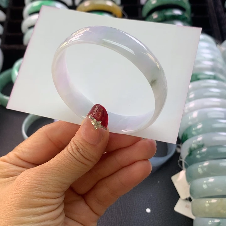 翡翠未镶嵌手镯公主52+