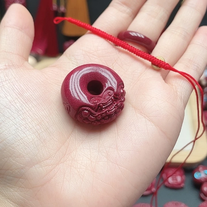 天然辰砂貔貅钥匙扣