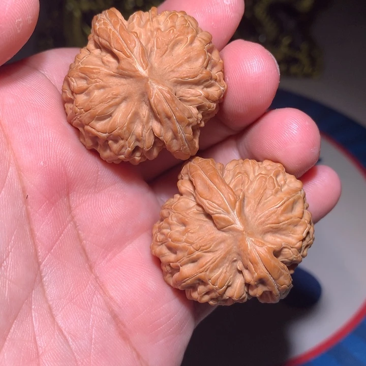 吊坠文玩核桃核王
