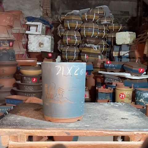 紫砂花盆桶盆一个