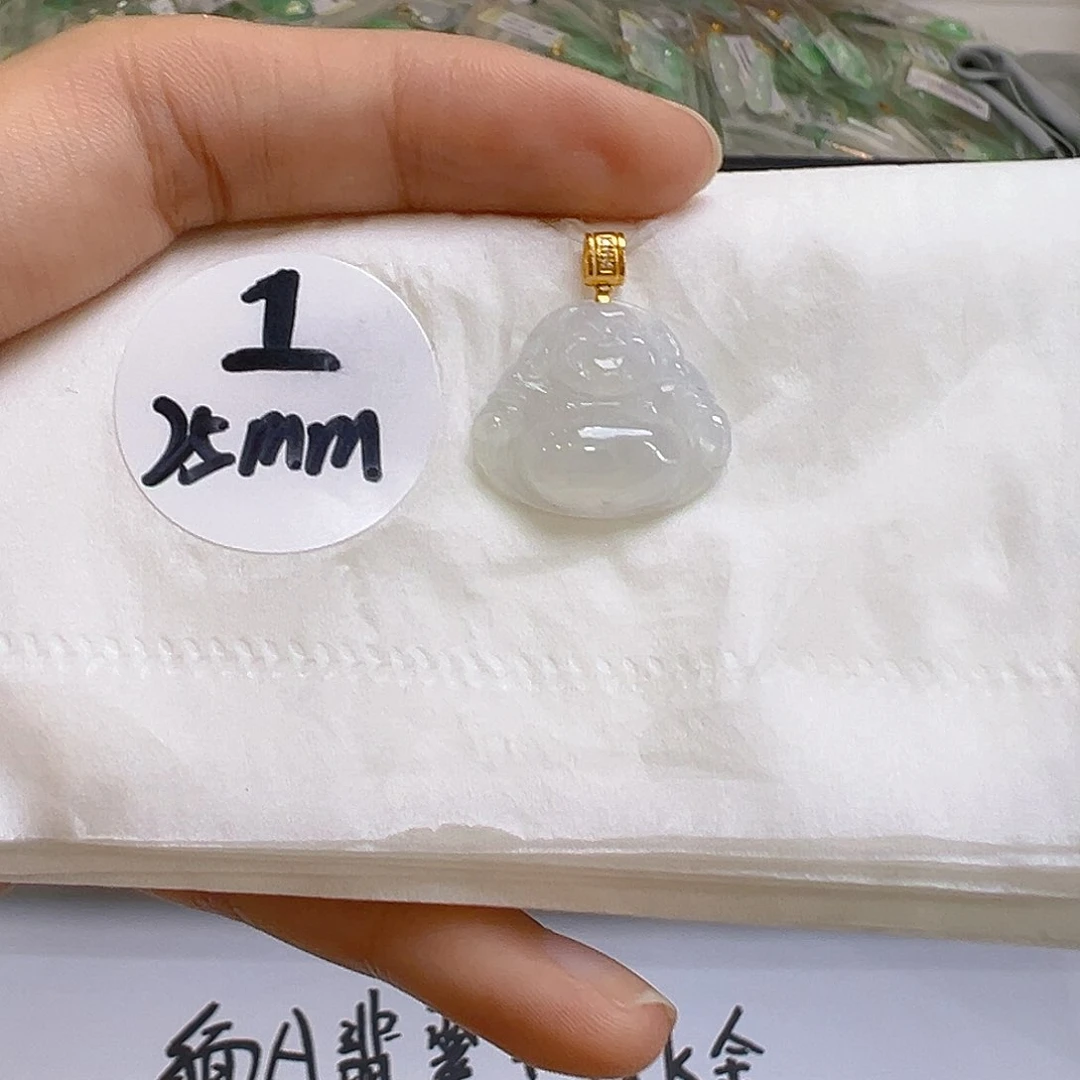 翡翠18K金镶嵌颈饰翡翠