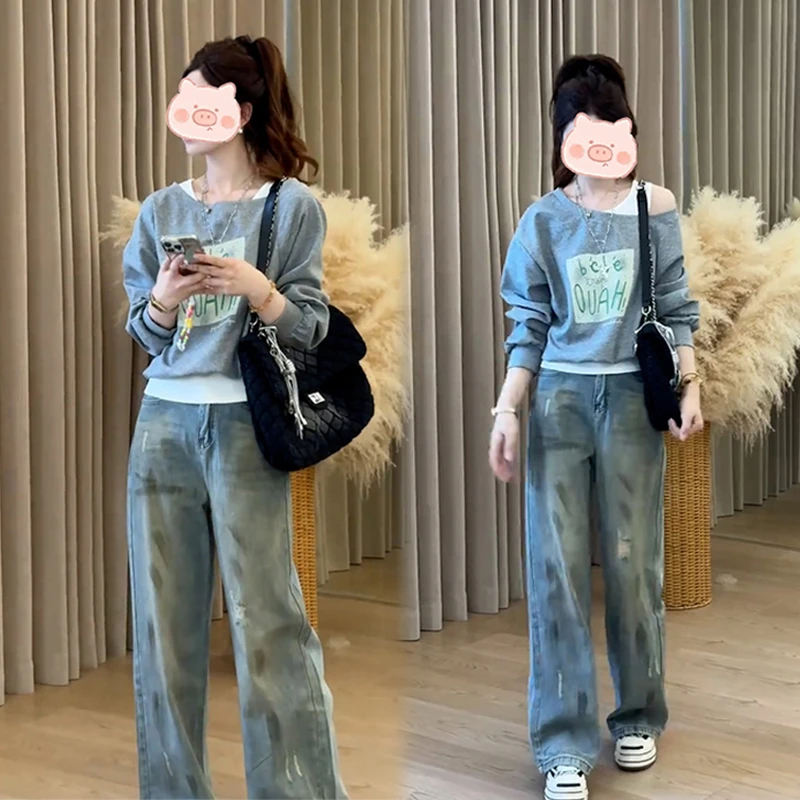 2025年秋季新款穿搭一整套时尚百搭设计上衣搭配宽松显瘦牛仔裤女