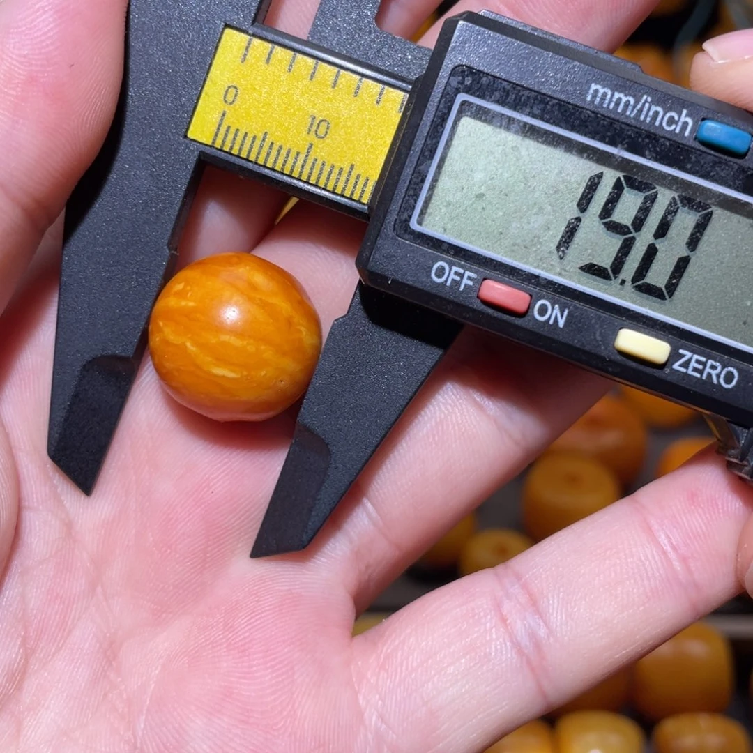 琥珀未镶嵌裸石苹果珠