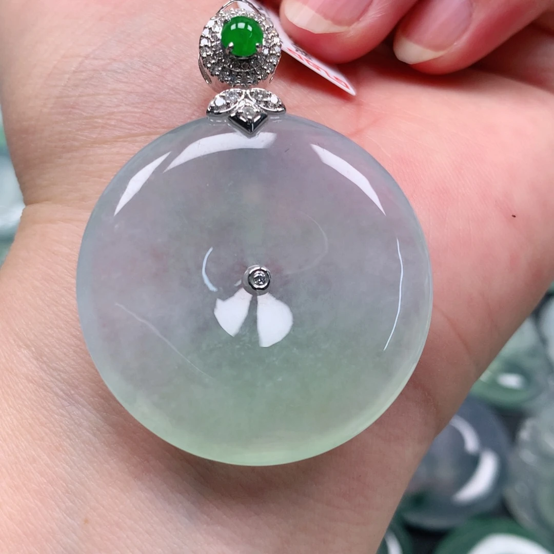 颈饰18K金镶嵌翡翠天然翡翠