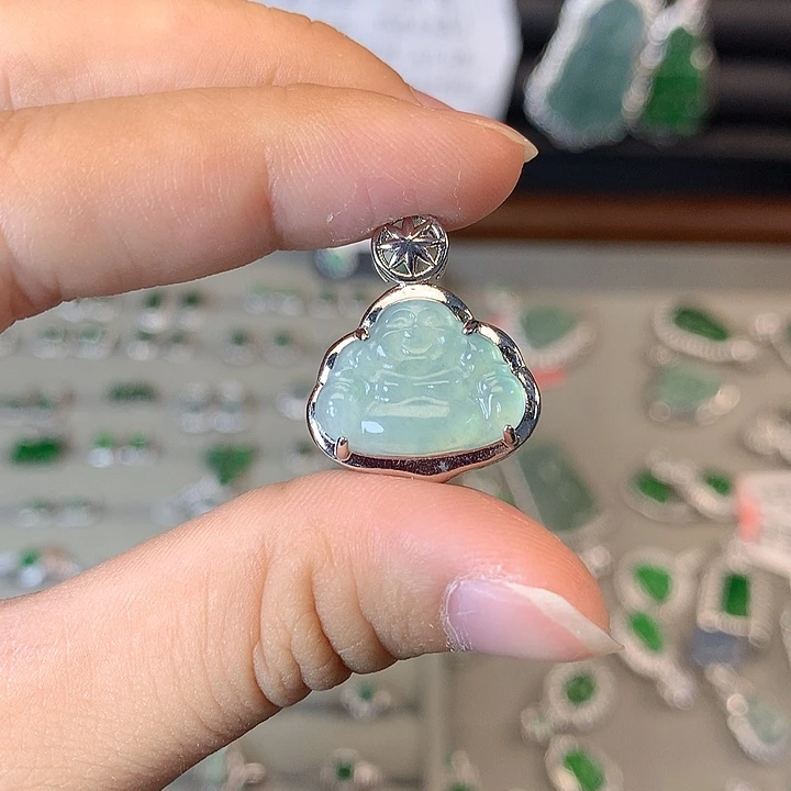 翡翠未镶嵌颈饰吊坠