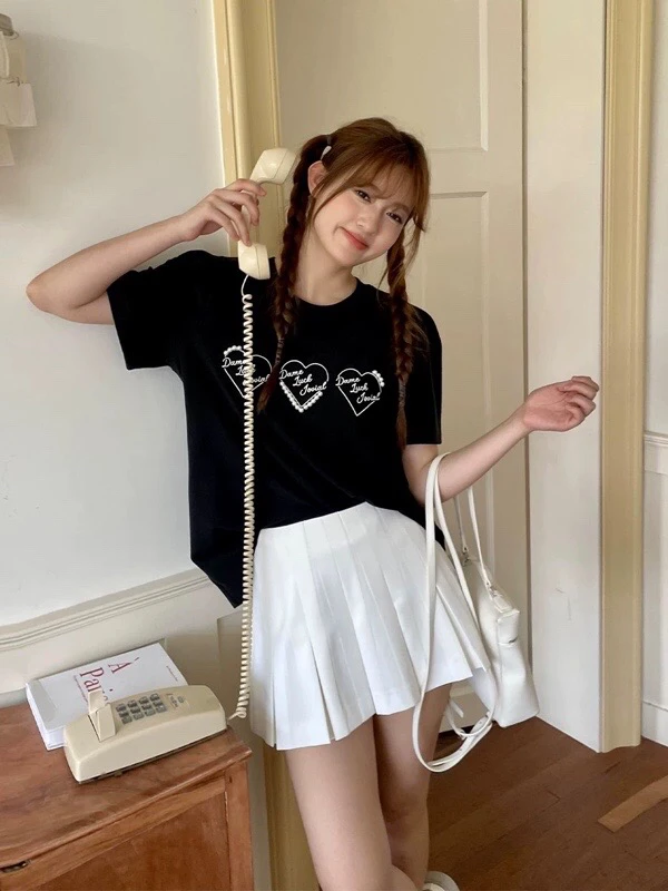 3032 黑色钉珠爱心t恤 夏季美式复古百搭 宽松正肩休闲