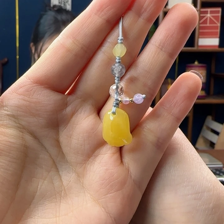 蜜蜡吊坠(赠链)未镶嵌