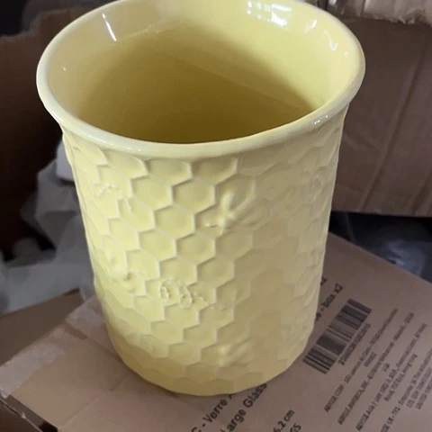 微瑕，不能明火，口径12高14针孔