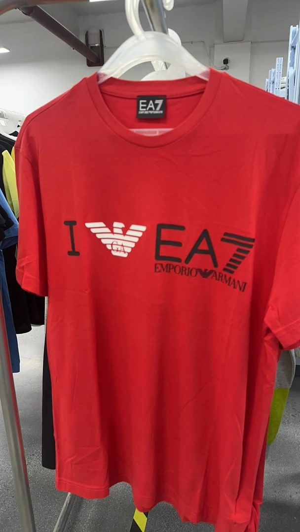 阿玛尼男士体恤/HG00151