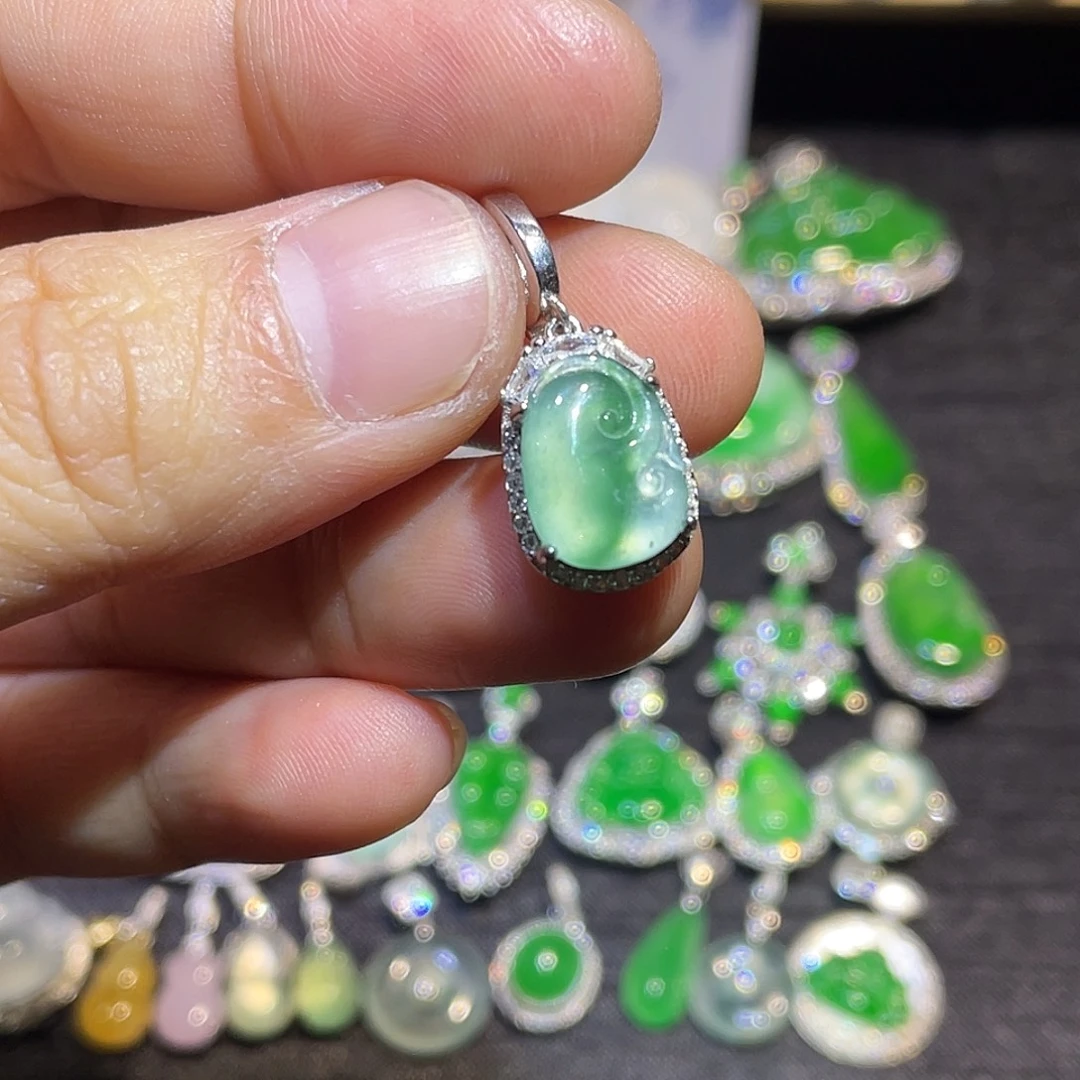 翡翠银S925镶嵌吊坠(不含链)