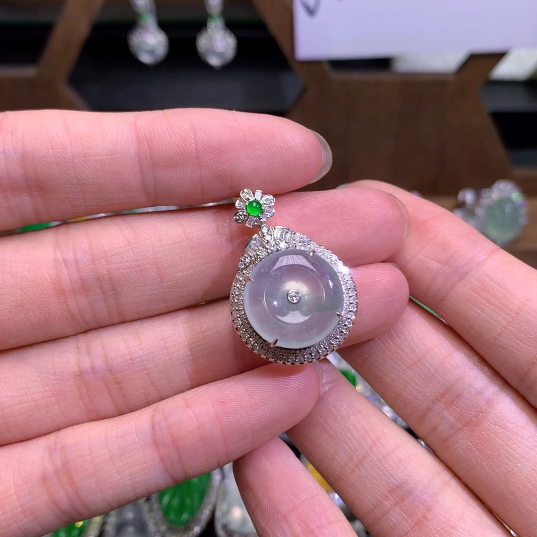 翡翠18K金镶嵌吊坠(不含链)