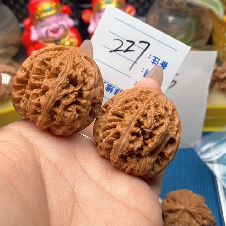 文玩核桃把件227号41平谷粗筋