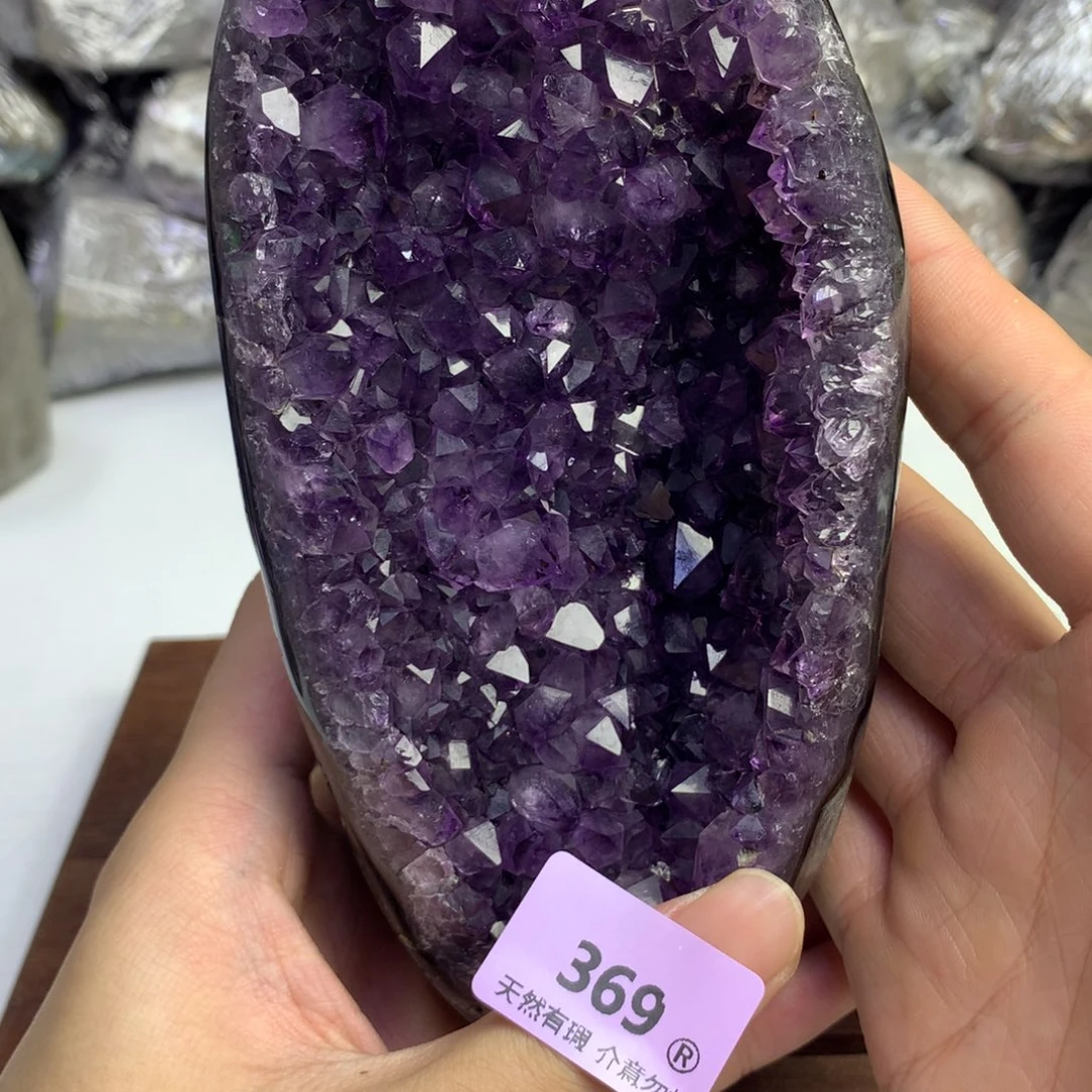 未镶嵌水晶大型摆件（非配饰）