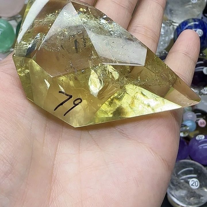 未镶嵌珠宝半成品水晶