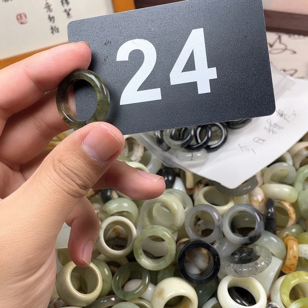 蛇纹石玉合金颈饰
