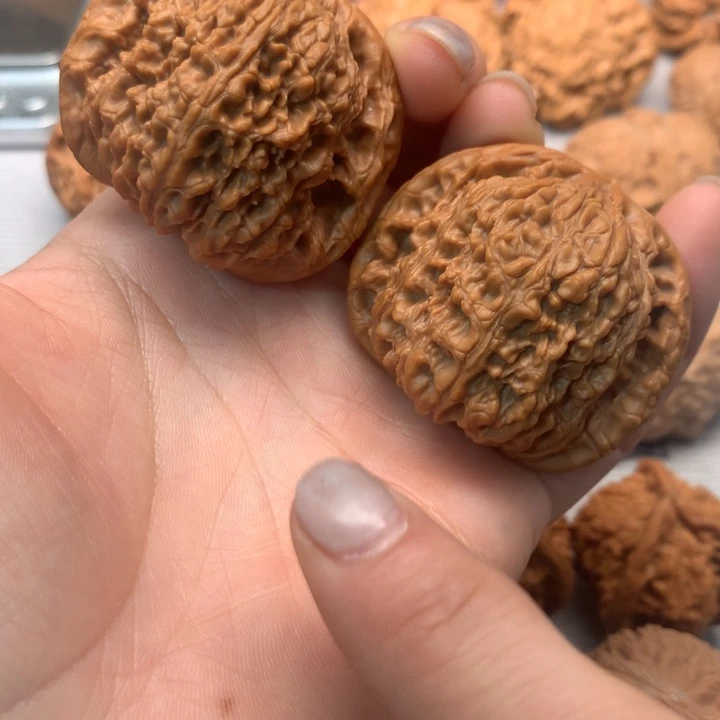 文玩核桃把件南疆石45