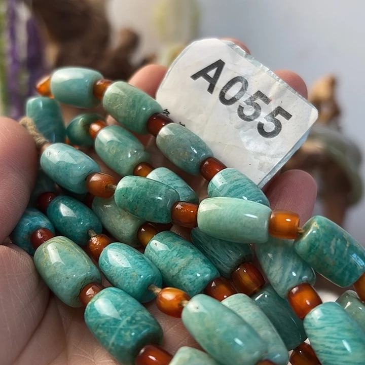 佘***糊玛瑙/玉髓未镶嵌颈饰