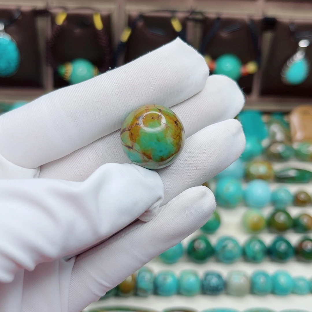 绿松石未镶嵌原矿