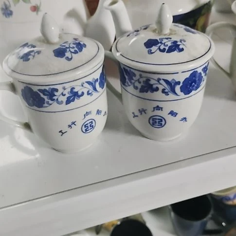 瓷片瓷器，各种摆件，瓷片，