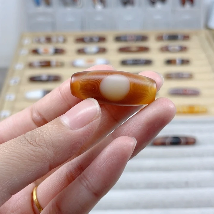 玛瑙/玉髓颈饰未镶嵌S****.