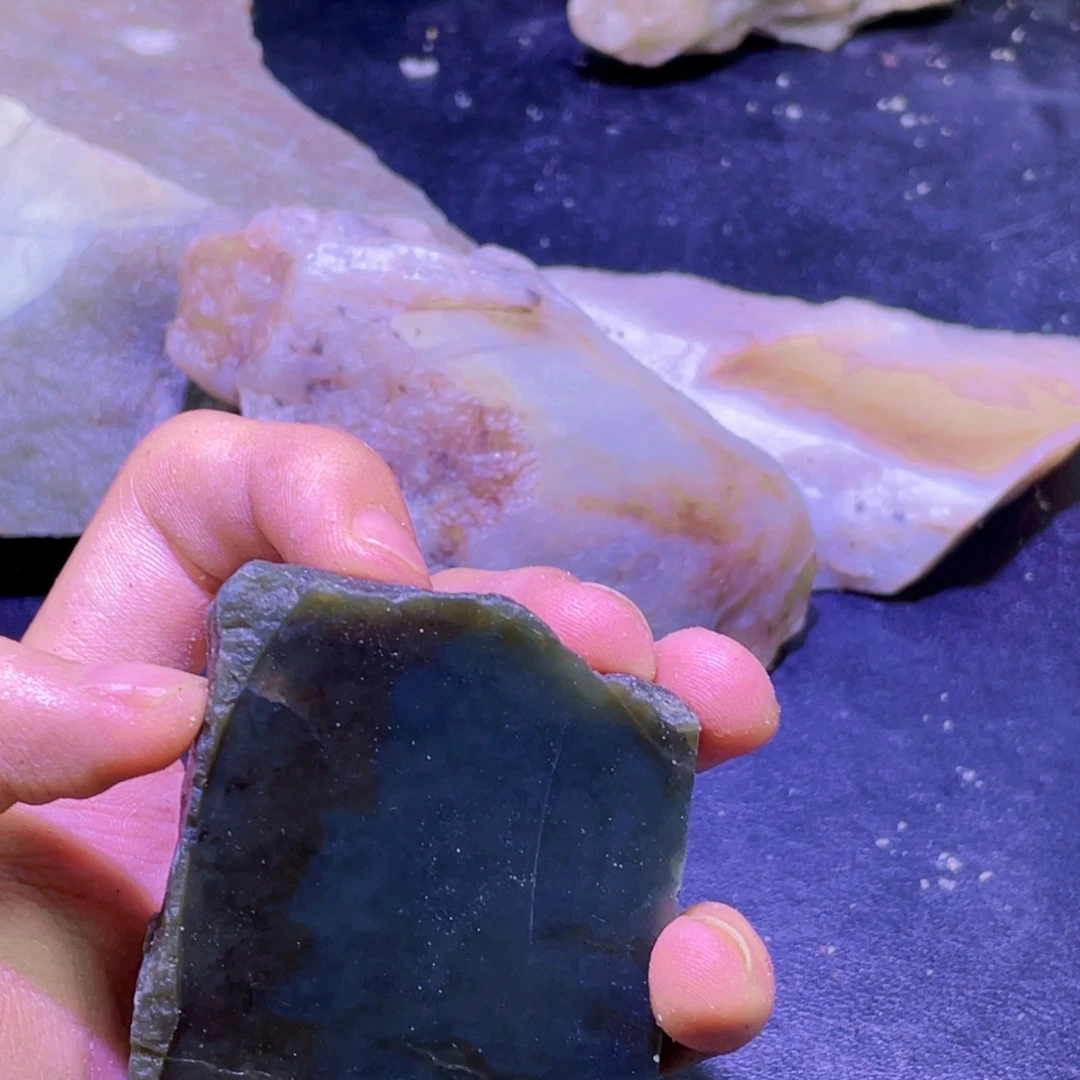 未镶嵌和田玉珠宝半成品