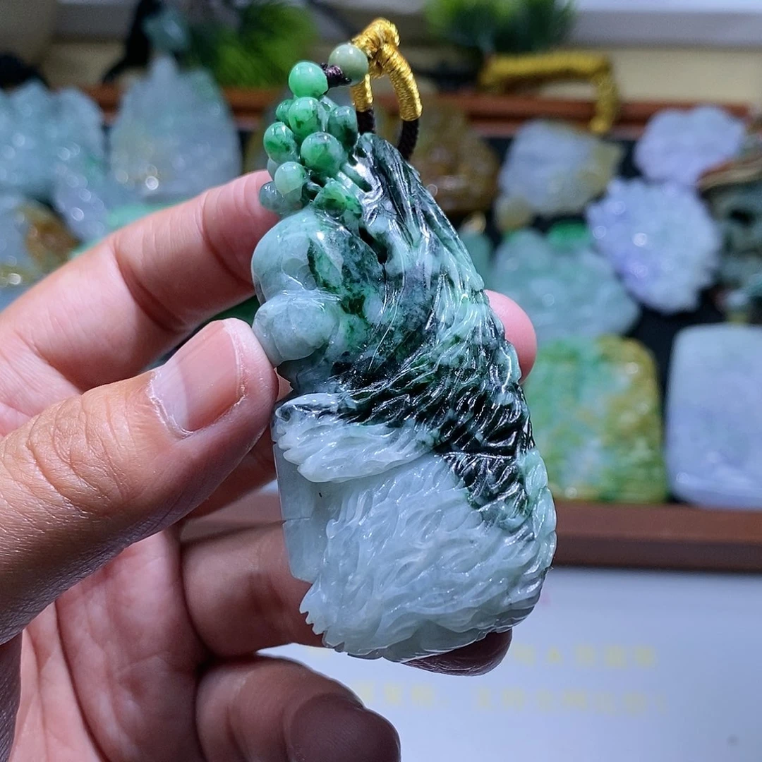 【闪购商品】翡翠颈饰未镶嵌熊猫