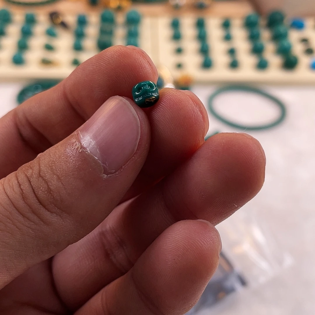 绿松石未镶嵌耳饰