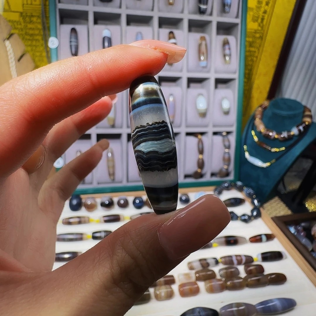 合金颈饰玛瑙/玉髓摸****后