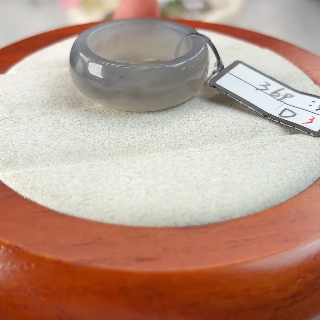 猫***满和田玉未镶嵌戒指r6烟紫轮胎意境21.4买断不退换