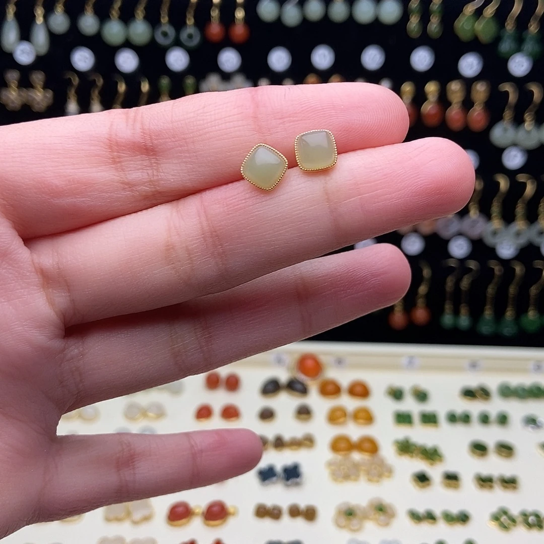 和田玉银S925镀金镶嵌耳饰