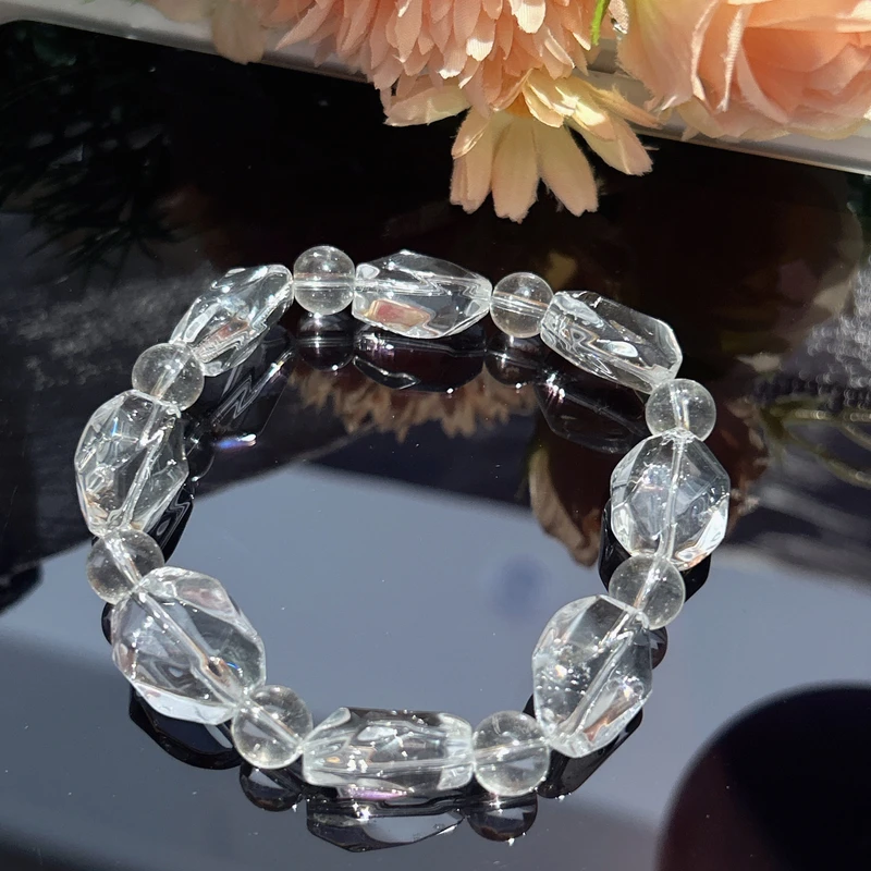 A852 设计款隔珠白水手串[多样性发一]