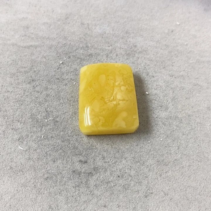 蜜蜡裸石未镶嵌吊坠