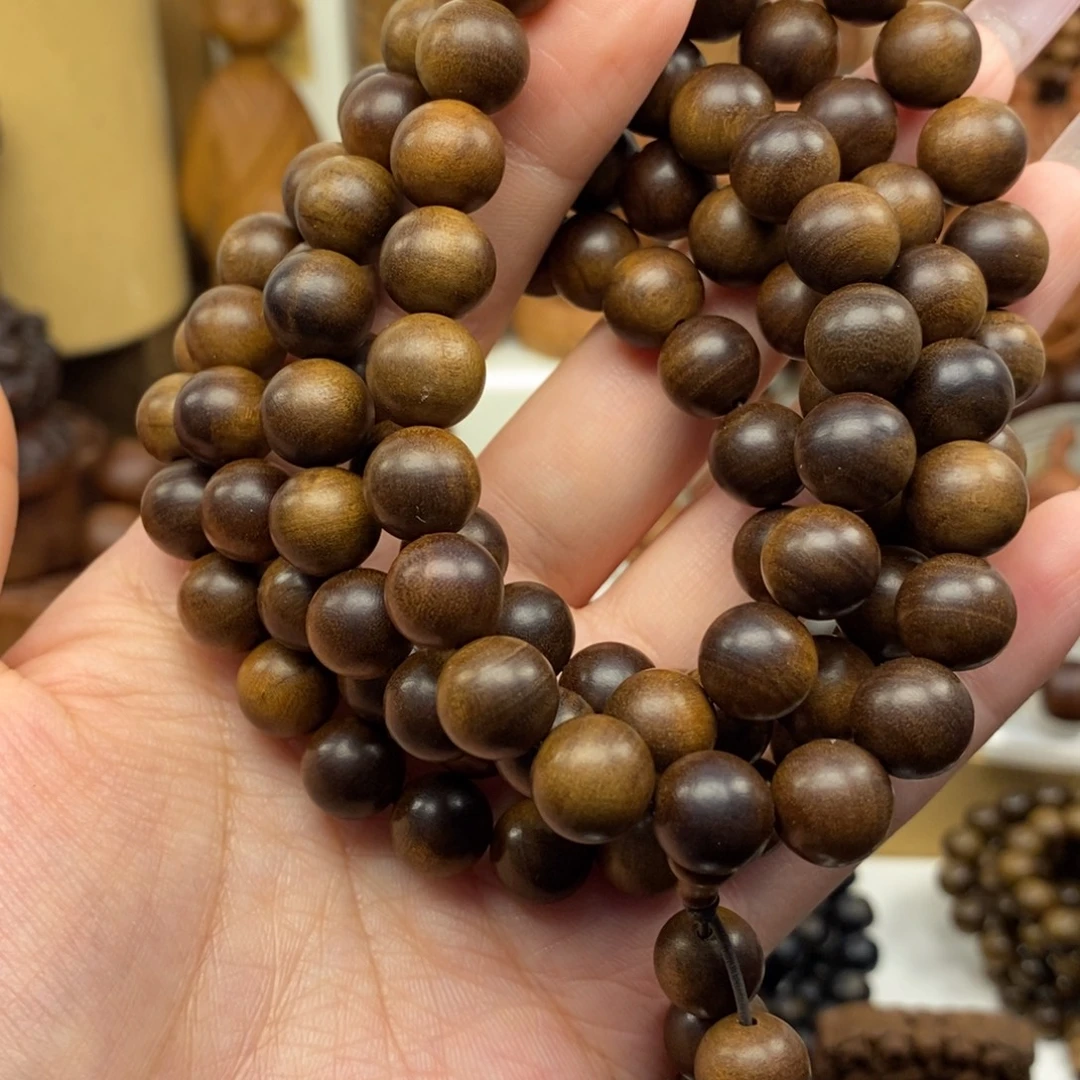 檀香木手串/手链迈索尔老山檀香1.0.108黑肉沉水奶香，瑕疵