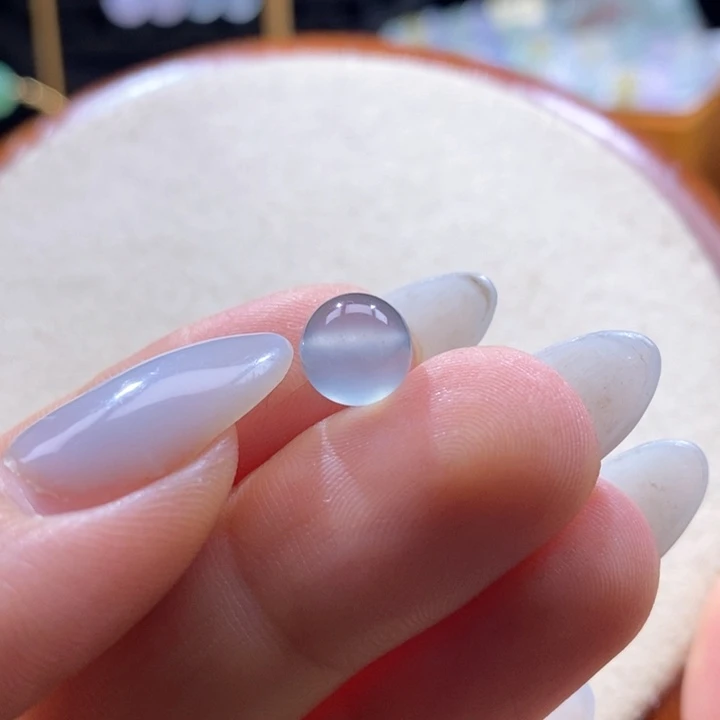 翡翠未镶嵌吊坠(不含链)翡翠高冰蓝底圆珠