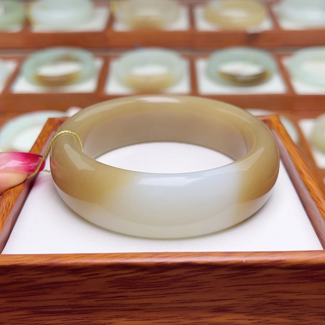 和田玉手镯未镶嵌56.2