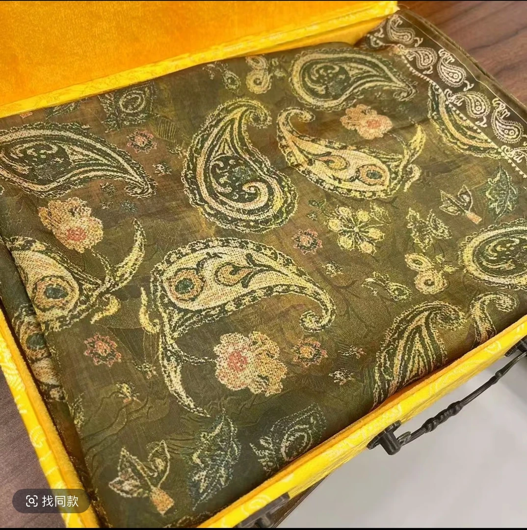 【苔境花韵】140*140cm苏杭轻奢时尚百搭款方巾披肩