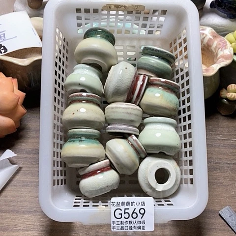 紫砂花盆569微瑕品口径2到3左右