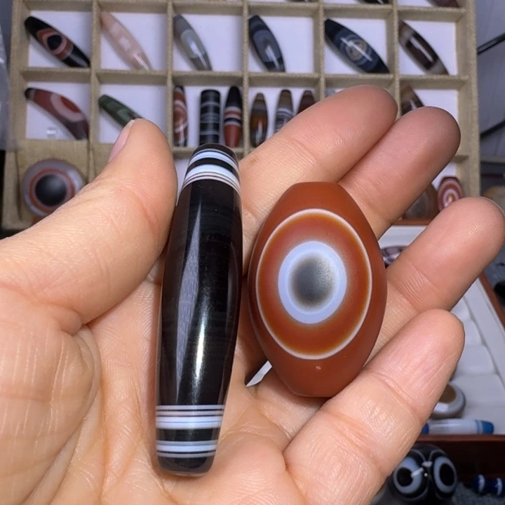 飞***湖玛瑙/玉髓未镶嵌颈饰