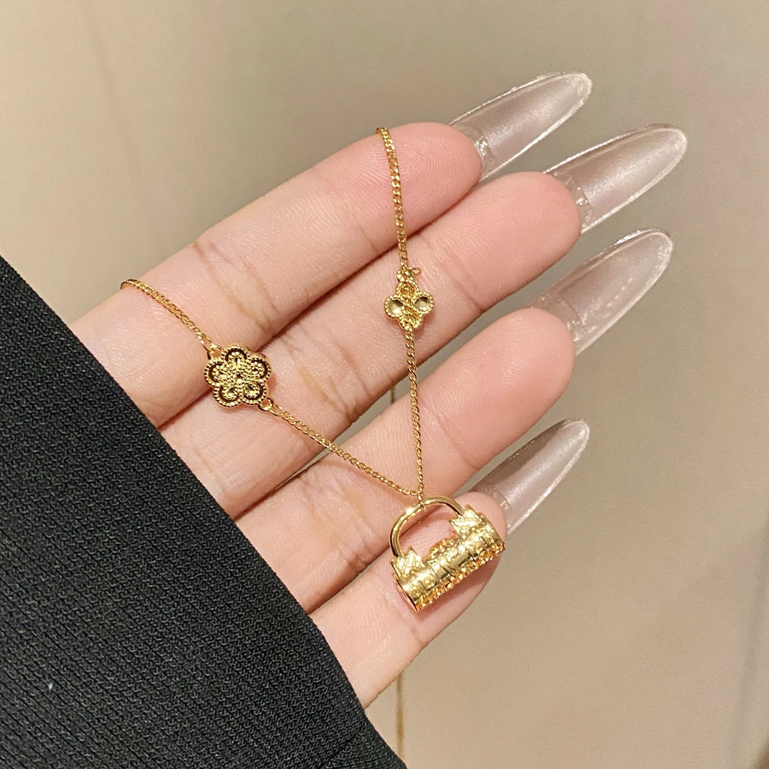 【硕果累累】小锁花朵吊坠毛衣项链A3821