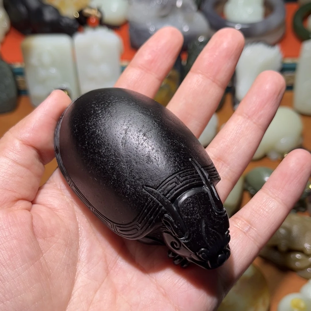 未镶嵌和田玉把件一**南