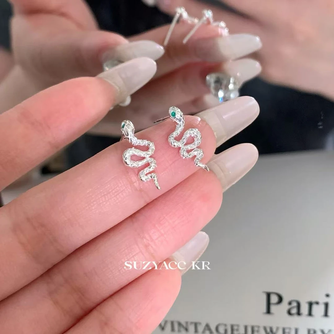 Suzyacc Kr 925银合成锆石耳饰 925银【灵蛇】耳钉DE0067