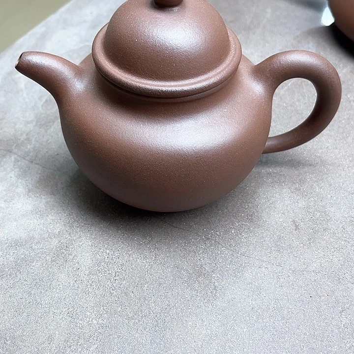 吳***森茶壶紫砂瑕疵的掇球