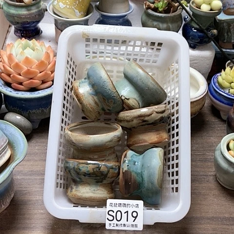 紫砂花盆019微瑕品口径5到5.5左右