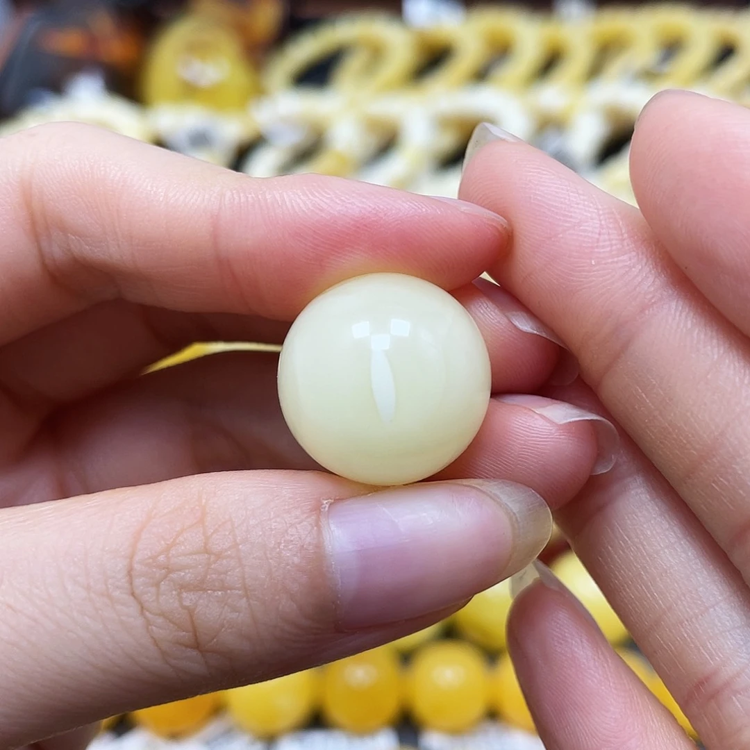 未镶嵌蜜蜡裸石圆珠18mm