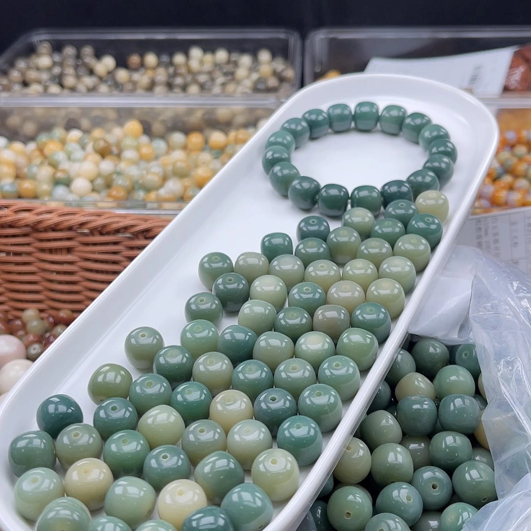 白玉菩提吊坠a14mm/30+3颗桶珠