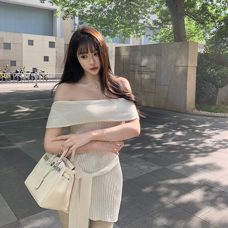 Liuu嘻嘻阿法式一字肩上衣女夏气质百搭绑带收腰不规则下摆小衫