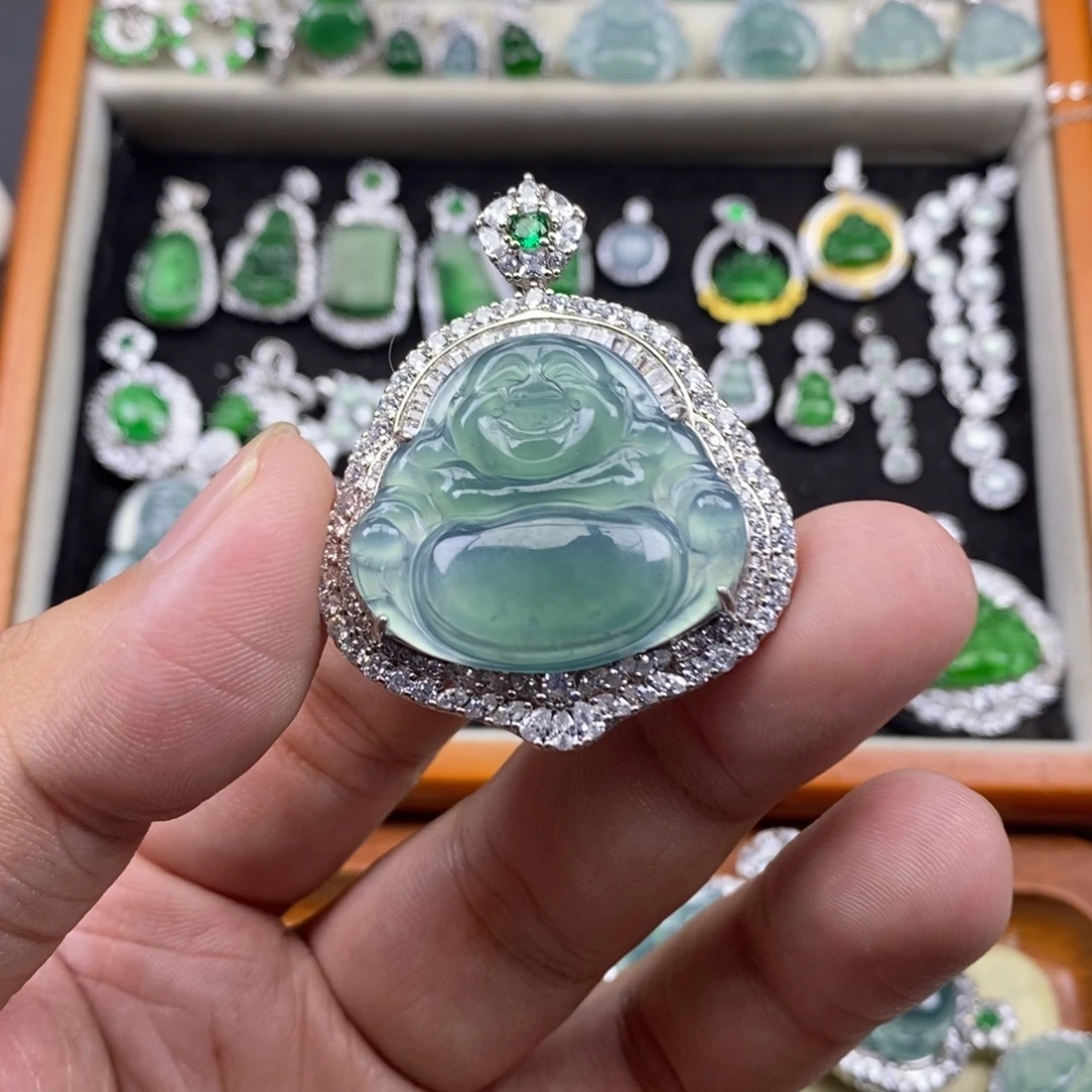 糖***蛋翡翠未镶嵌颈饰天然